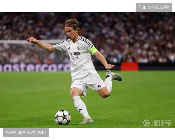 莫德里奇：中场大师，全球足坛影响力持续扩展